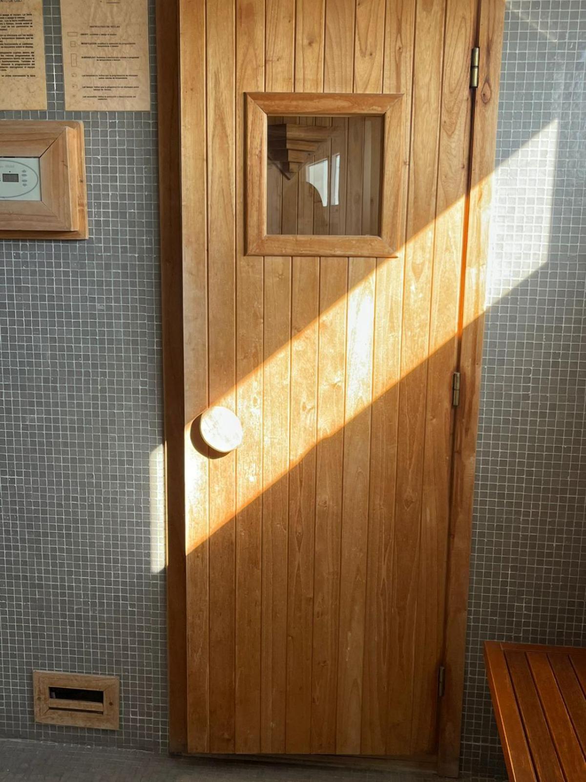 Apartamento Departamento Amoblado 5 Personas Con Gimnasio, Cochera Y Piscina Ciudad Autónoma de Buenos Aires