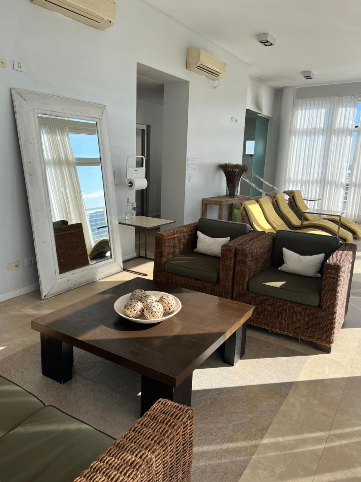 Apartamento Departamento Amoblado 5 Personas Con Gimnasio, Cochera Y Piscina Ciudad Autónoma de Buenos Aires